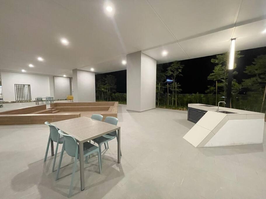 Horizon Suite Homestay, Klia By S&T Homez Сепанг Екстер'єр фото