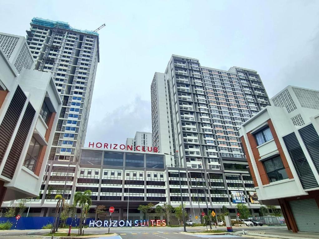 Horizon Suite Homestay, Klia By S&T Homez Сепанг Екстер'єр фото